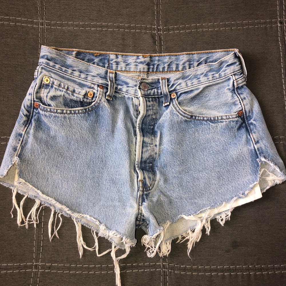 Levi’s 501 cut off shorts